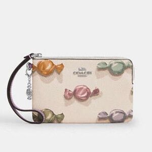 New🍬Coach Corner Zip Wristlet With Candy Print And Charm